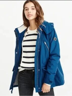 Abercrombie & Fitch Blue Technical Jacket S